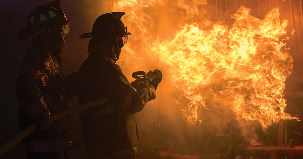 firefighters_fighting_fires firefighters_fighting_fires